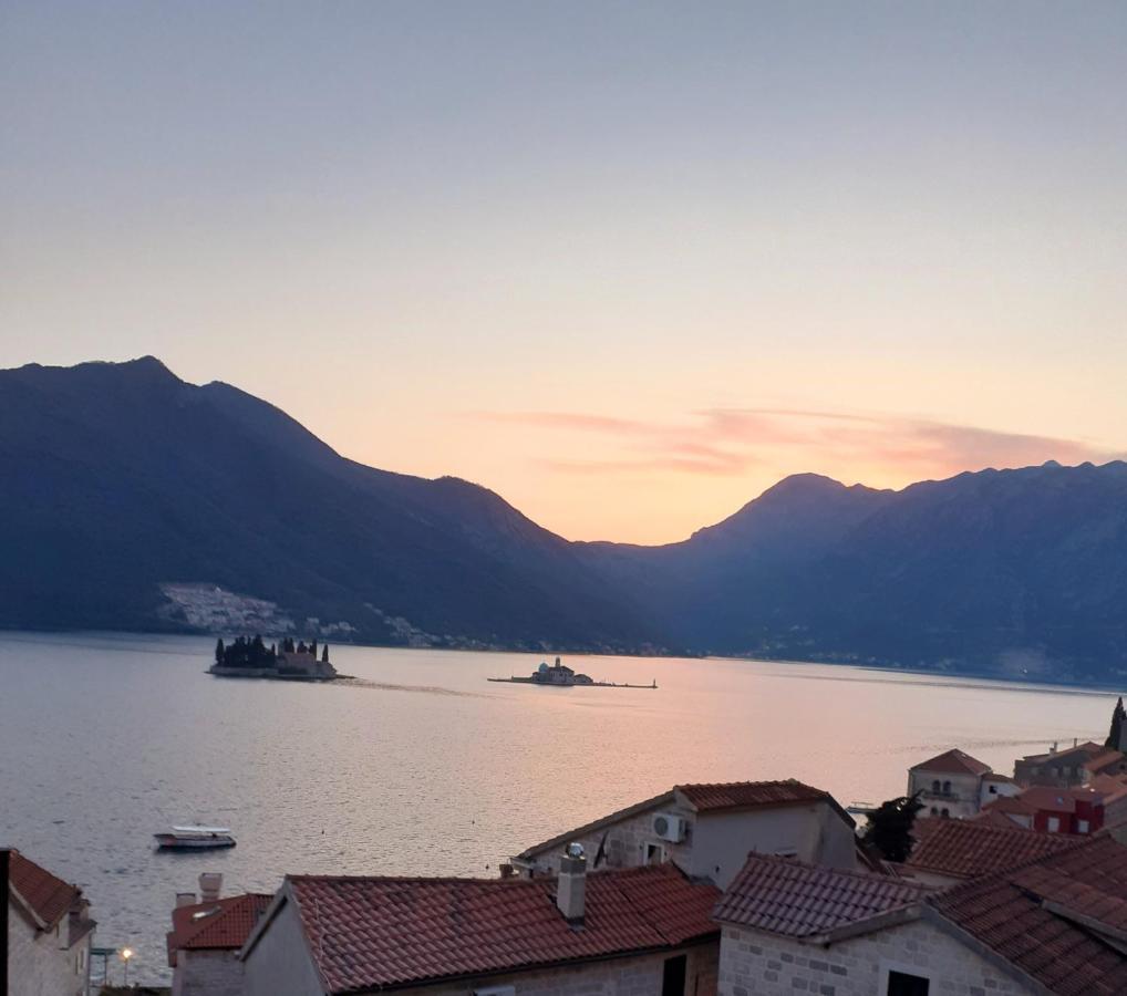 Bella Vista Zmukic Apartamento Perast Exterior foto