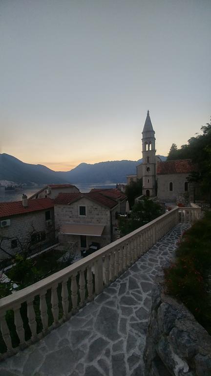 Bella Vista Zmukic Apartamento Perast Exterior foto