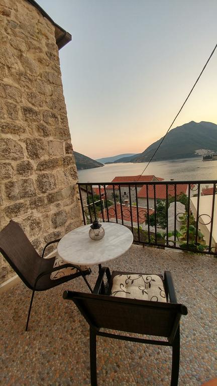 Bella Vista Zmukic Apartamento Perast Exterior foto